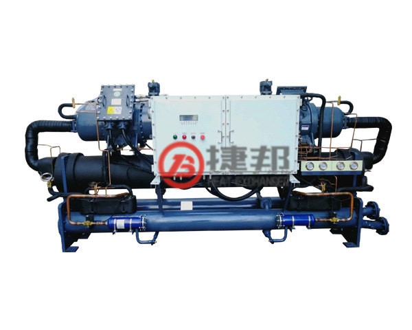 螺桿式冷水機組